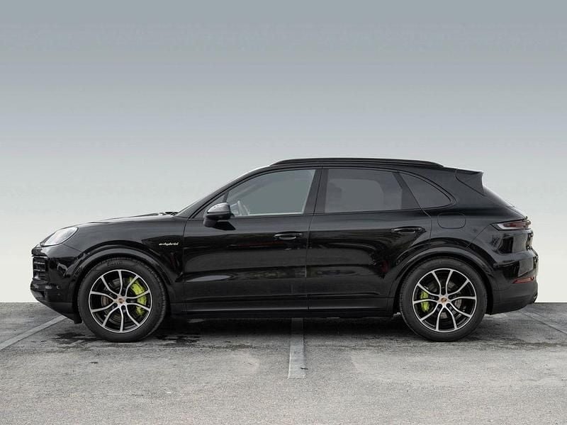 Gebraucht Porsche Cayenne S E-Hybrid Sport 519 PS (381 kW) 2024 Schwarz SUV