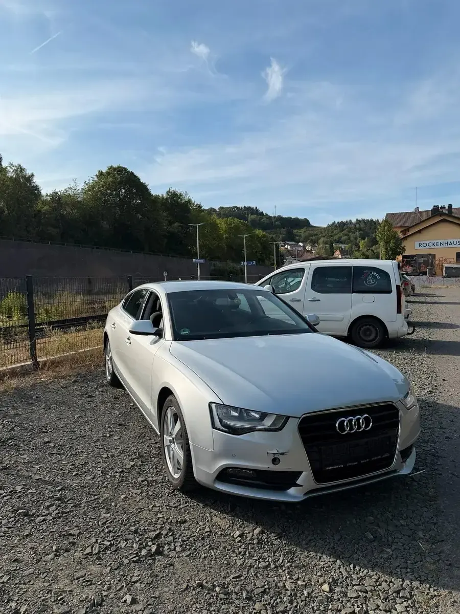 Gebraucht Audi A5 Sportback 177 PS (130 kW) 2012 Silber Kleinwagen