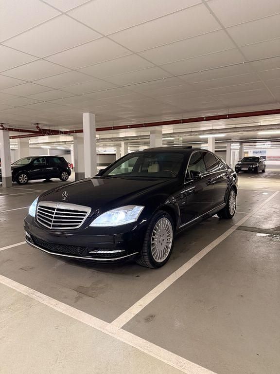 Gebraucht Mercedes S350 258 PS (189 kW) 2013 Schwarz Limousine