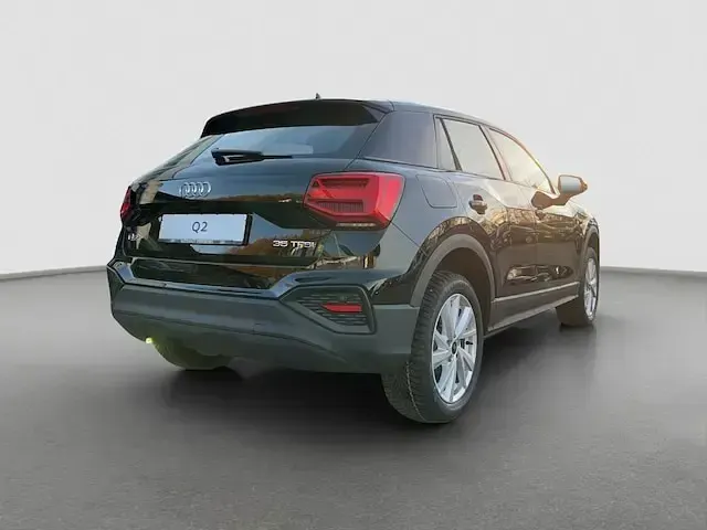 Gebraucht Audi Q2 Comfort 150 PS (110 kW) 2026 Brillantschwarz SUV