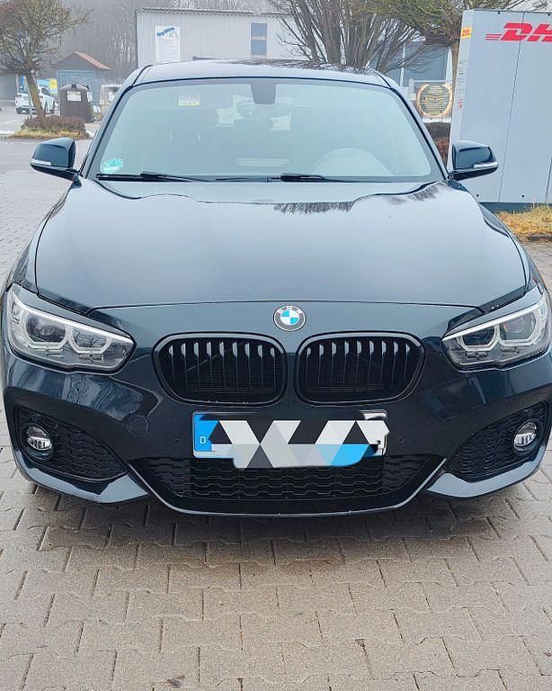 Gebraucht BMW 125 M Sport 224 PS (164 kW) 2018 Schwarz Kleinwagen