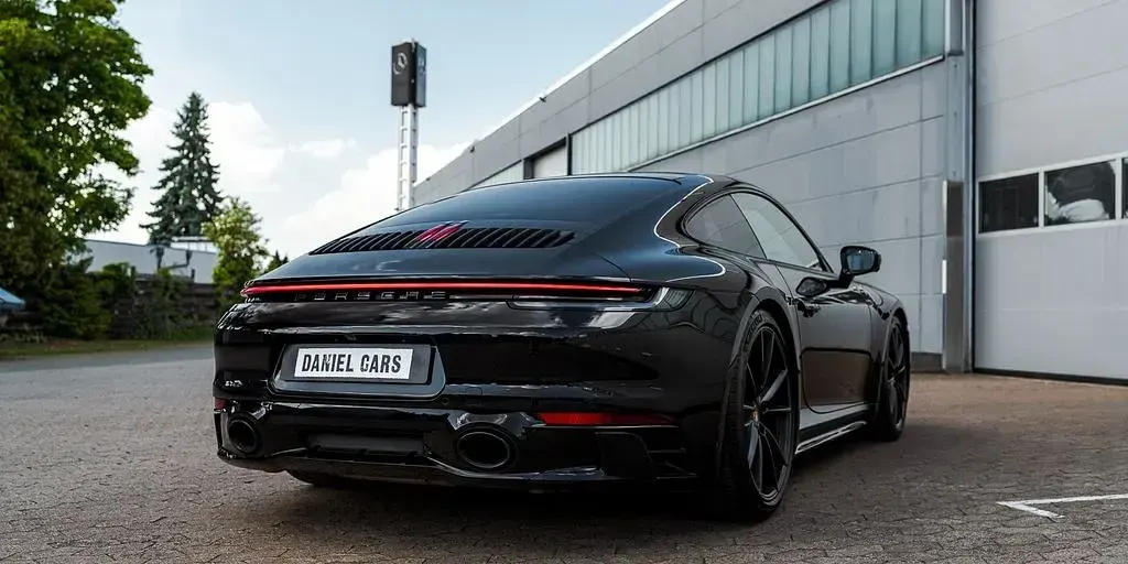 Gebraucht Porsche 911 Carrera Sport 385 PS (283 kW) 2023 Schwarz Coupé