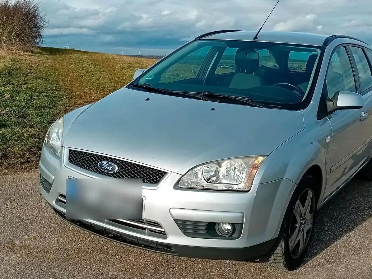 Brugt Ford Focus 109 HK (80 kW) 2007 Sølv Stationcar