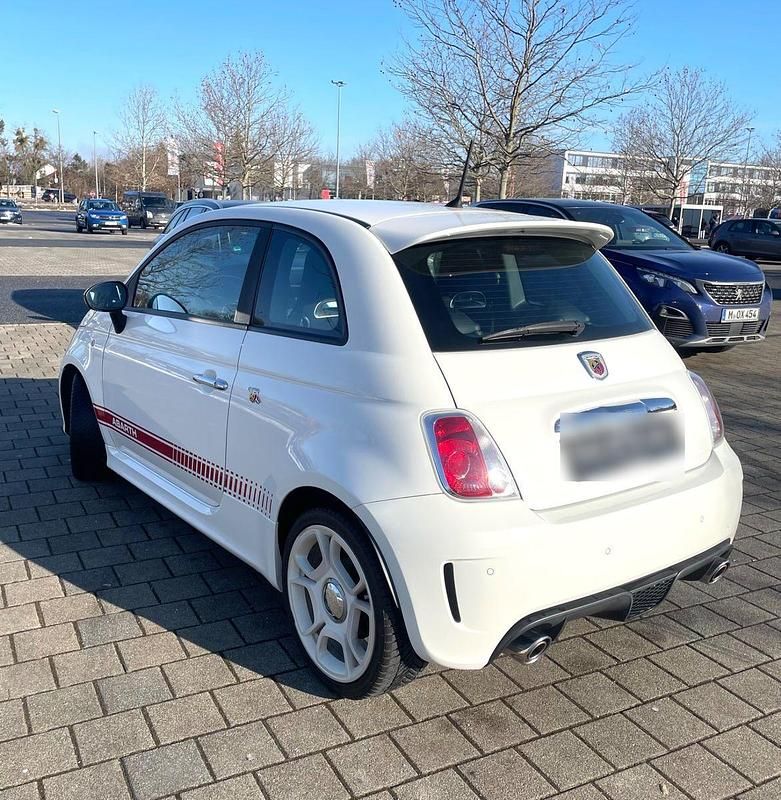 Gebraucht Abarth 500 135 PS (99 kW) 2013 Weiß Kleinwagen