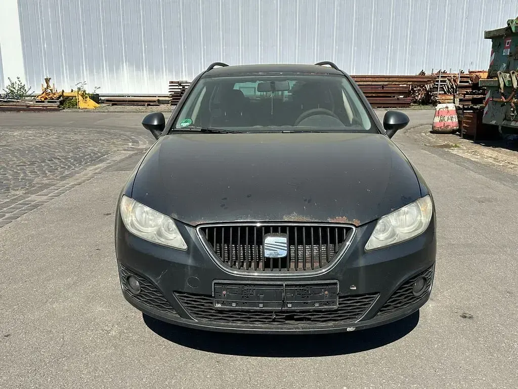 Usata Seat Exeo 120 CV (88 kW) 2012 Grigio Berlina