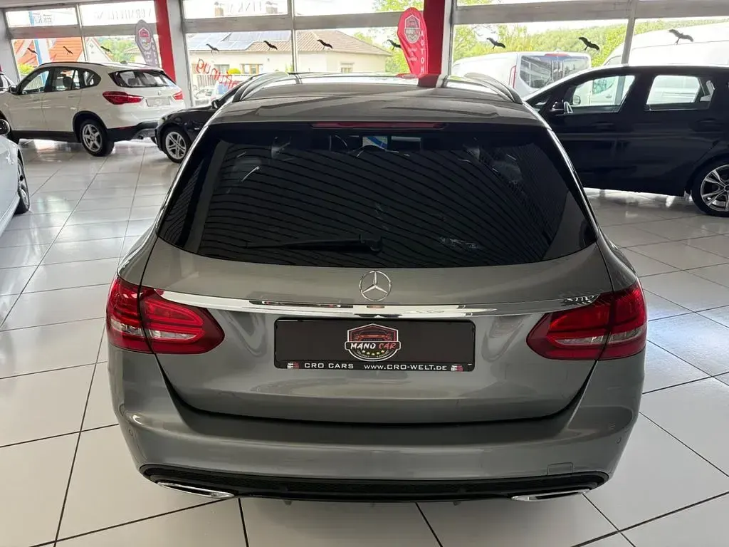 Gebraucht Mercedes C250 204 PS (150 kW) 2015 Silber Kombi