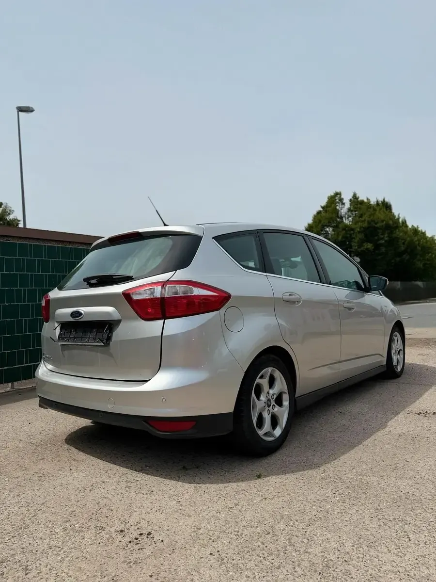 Gebraucht Ford C-MAX 115 PS (84 kW) 2012 Van / Kleinbus