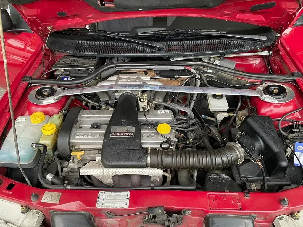 Gebraucht Ford Escort 90 PS (66 kW) 1994 Rot Limousine