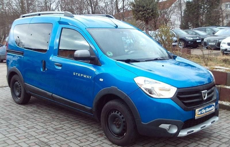 Gebraucht Dacia Dokker Stepway 116 PS (85 kW) 2015 Blau Van / Kleinbus