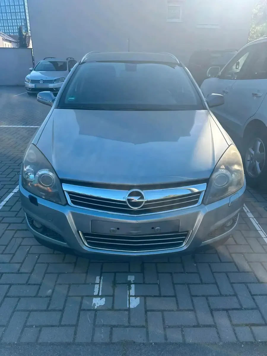 Gebraucht Opel Astra 2008 Silber Kombi