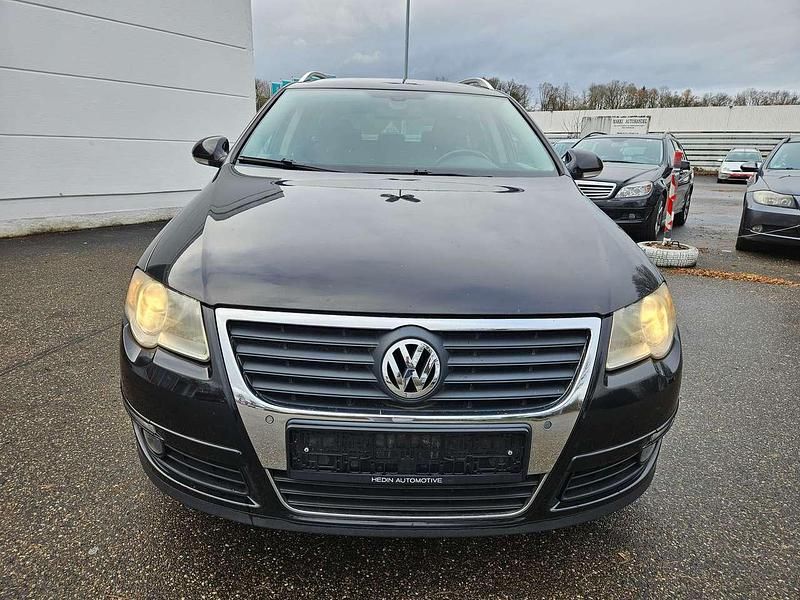 Gebraucht VW Passat Comfortline 160 PS (117 kW) 2008 Deep black perleffekt Kombi