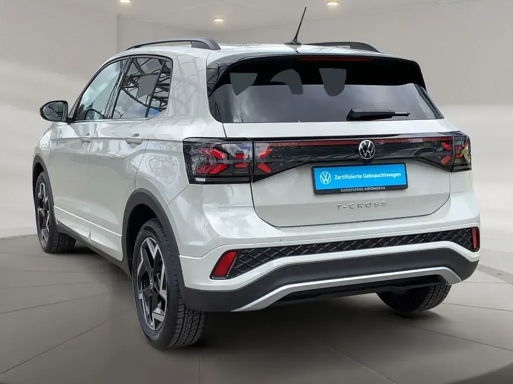 Gebraucht VW T-Cross R-line 150 PS (110 kW) 2025 Grau SUV