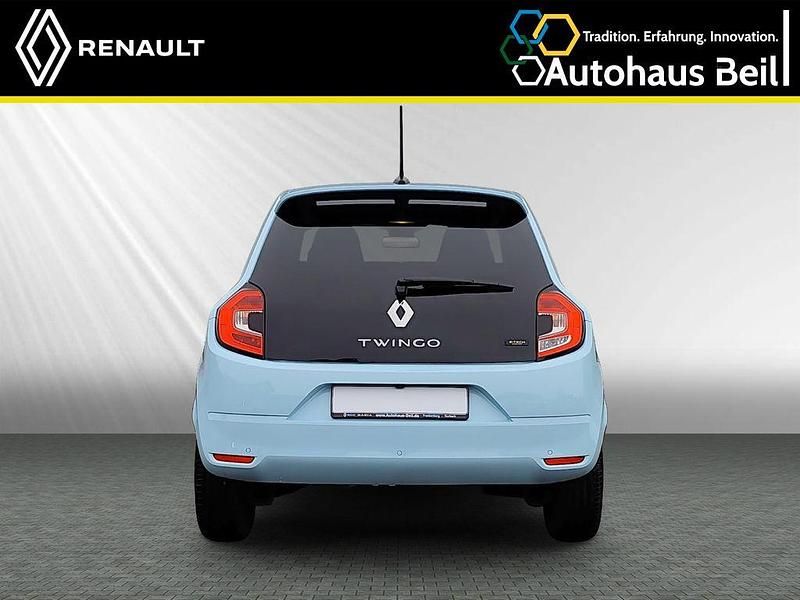Gebraucht Renault Twingo Techno 60 kW (82 PS) 2023 Pastellblau Kleinwagen
