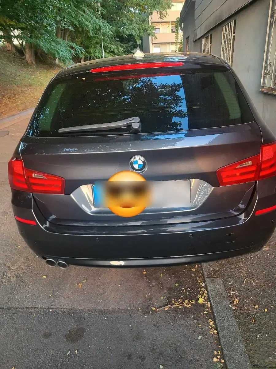 Gebraucht BMW 520 184 PS (135 kW) 2012 Grau Kombi
