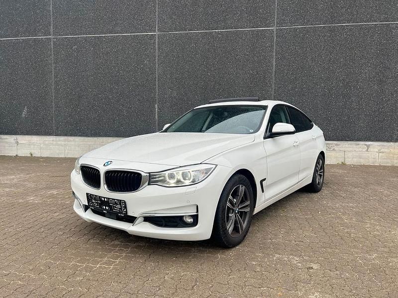 Weiß Gebraucht 2015 BMW 320 Gran Turismo Sport Line Limousine | 9.300 € (Superpreis) - Bild 1/4
