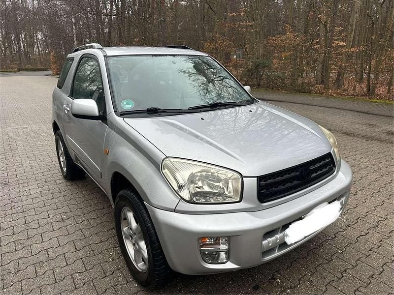 Gebraucht Toyota RAV4 125 PS (91 kW) 2002 Silber SUV