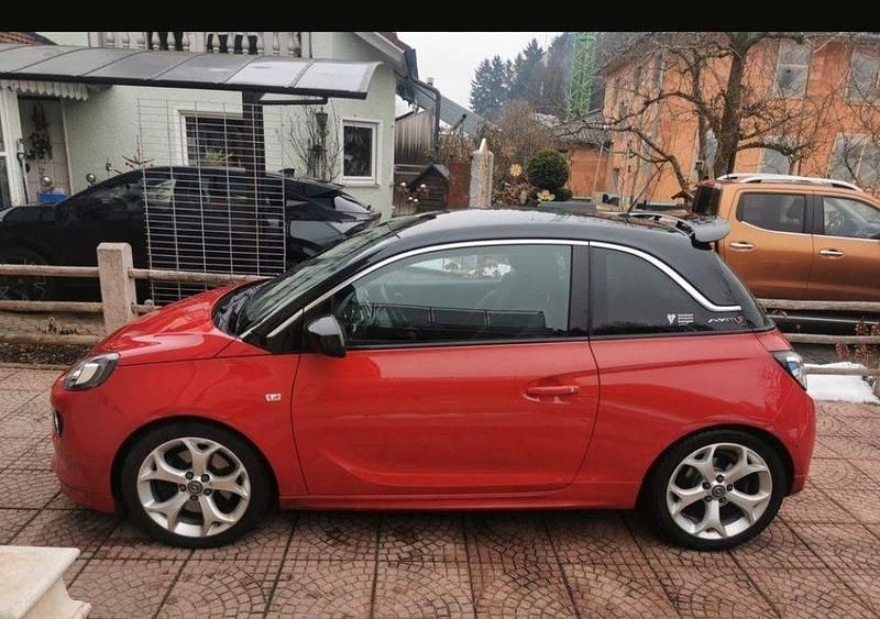 Gebraucht Opel Adam S 150 PS (110 kW) 2015 Rot Kleinwagen