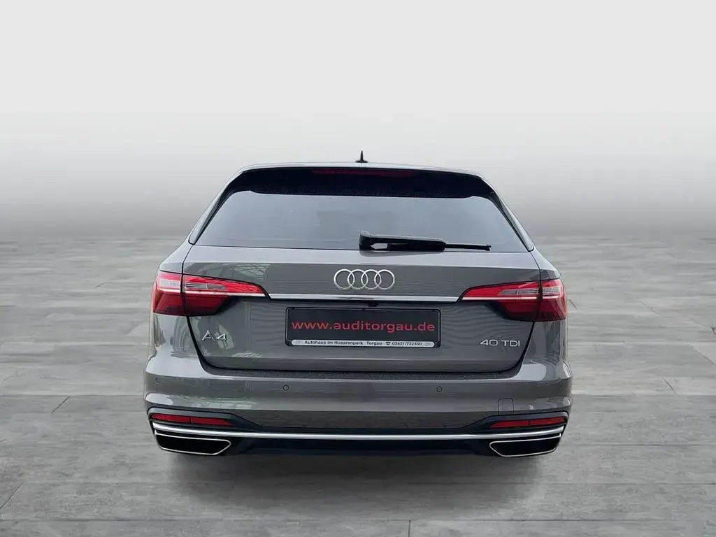 Gebraucht Audi A4 Design 190 PS (139 kW) 2021 Terragrau metallic Kombi