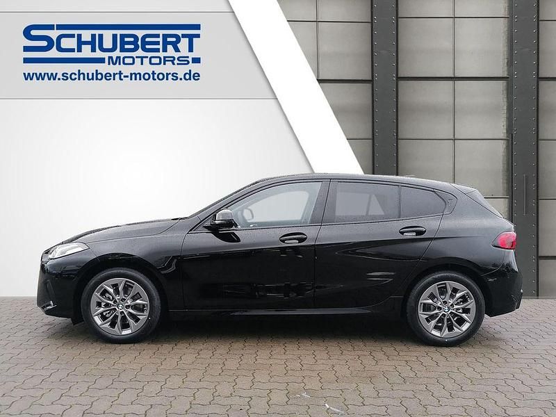 Neu BMW 116 122 PS (89 kW) 2026 Schwarz Kleinwagen