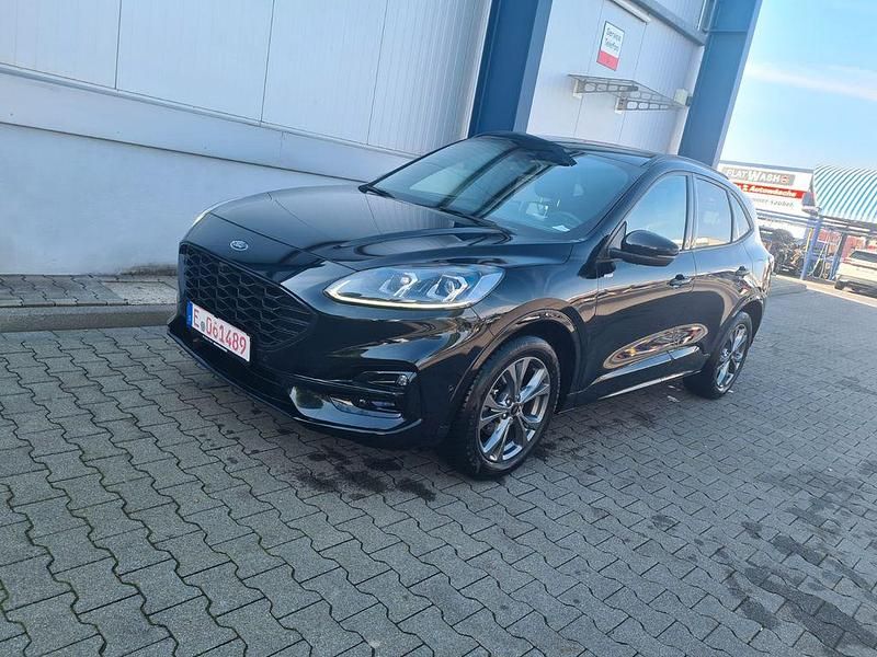 Gebraucht Ford Kuga ST-Line X 150 PS (110 kW) 2023 Schwarz SUV