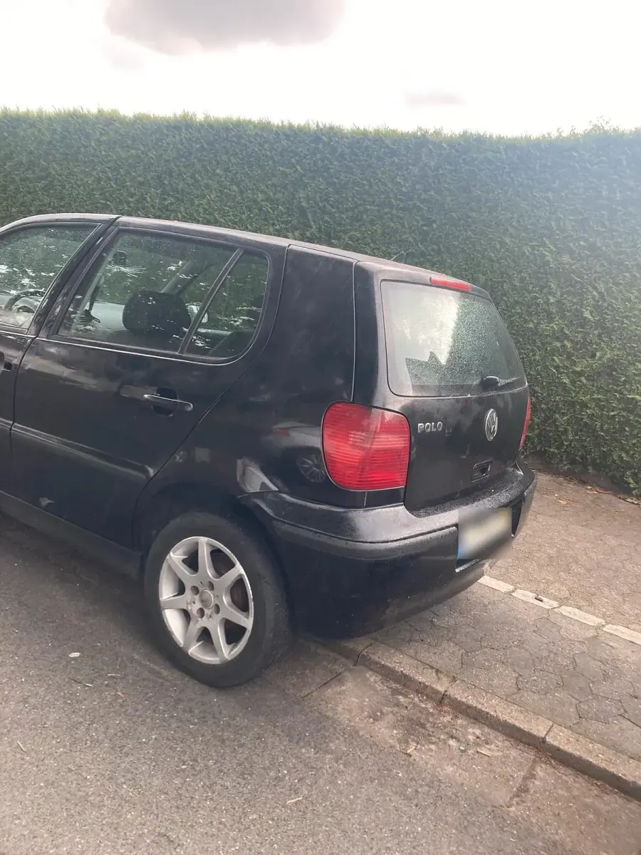 Gebraucht VW Polo 2001 Schwarz Kleinwagen