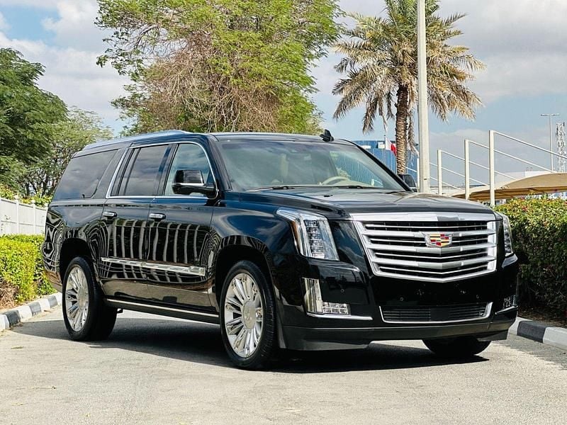 Gebraucht Cadillac Escalade 426 PS (313 kW) 2019 Schwarz SUV