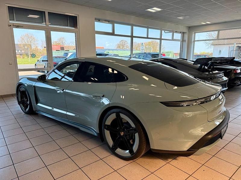 Gebraucht Porsche Taycan 4S 439 kW (598 PS) 2025 Grün Limousine