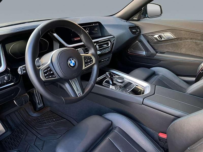Gebraucht BMW Z4 Shadowline 340 PS (250 kW) 2023 Black sapphire metallic (metallic) Cabrio