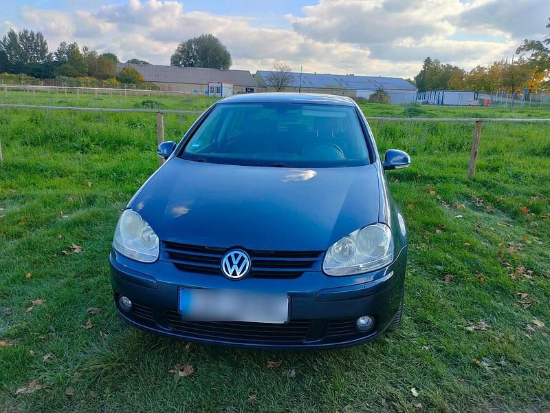 Blau Gebraucht 2008 VW Golf United Limousine | 3.499 € (Fairer Preis) - Bild 1/4