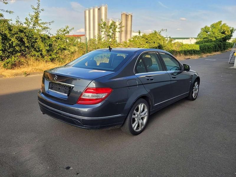 Gebraucht Mercedes C200 Elegance 184 PS (135 kW) 2007 Grau Limousine