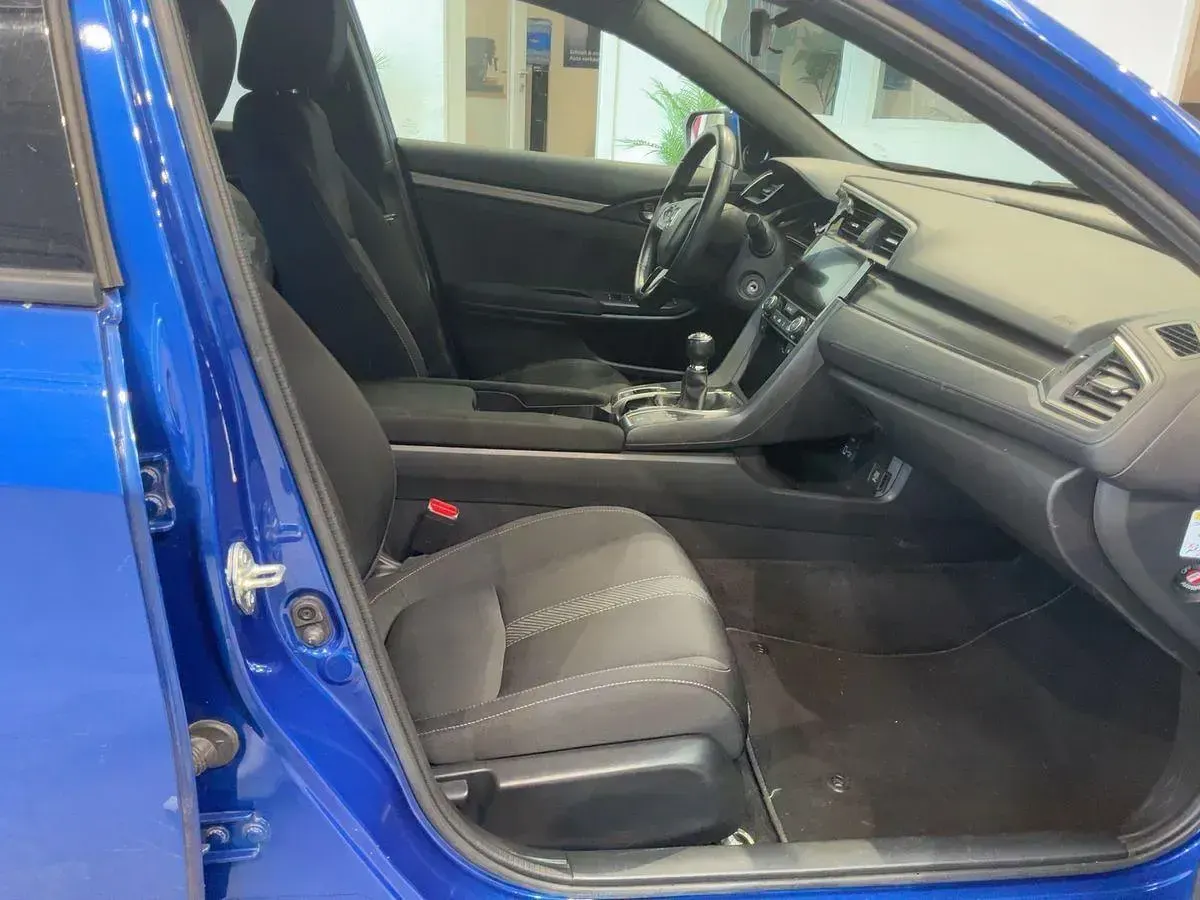 Gebraucht Honda Civic Elegance 129 PS (94 kW) 2017 Blau Limousine