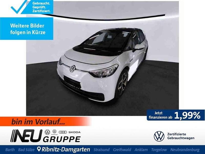 Gletscherweiß schwarz (metallic) Gebraucht 2022 VW ID.3 Pro Kleinwagen | 21.979 € (Guter Preis) - Bild 1/4