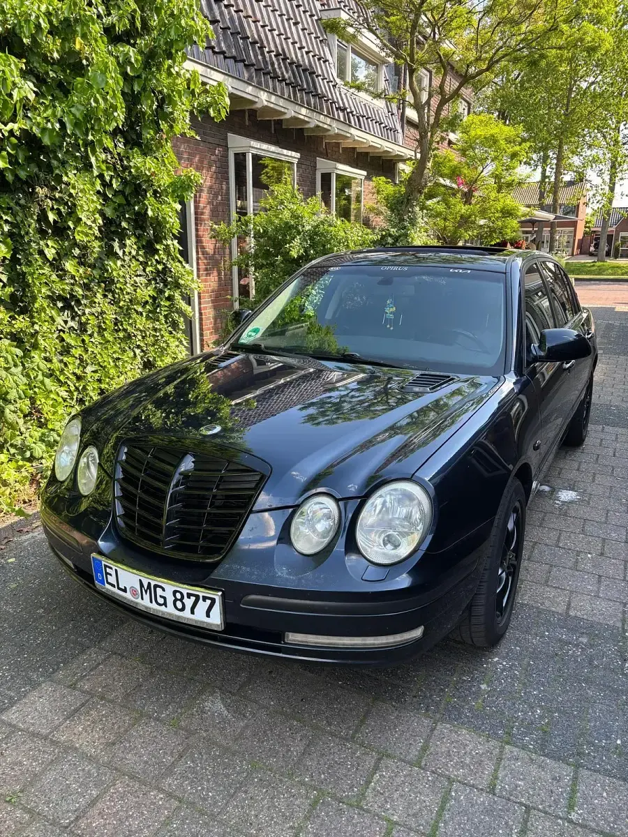 Gebraucht Kia Opirus 204 PS (150 kW) 2005 Blau Limousine