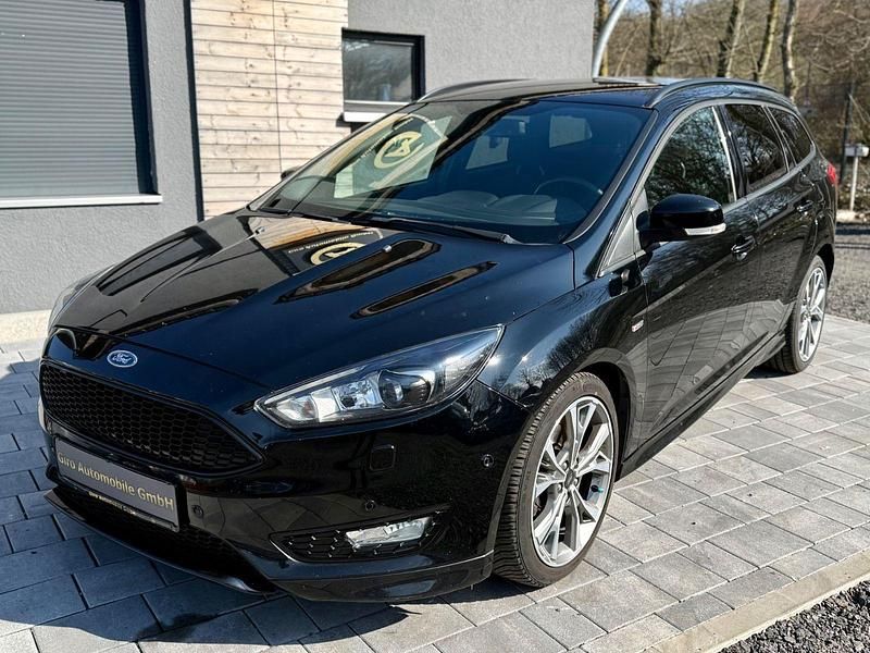 Gebraucht Ford Focus ST-Line 182 PS (133 kW) 2018 Schwarz Kombi