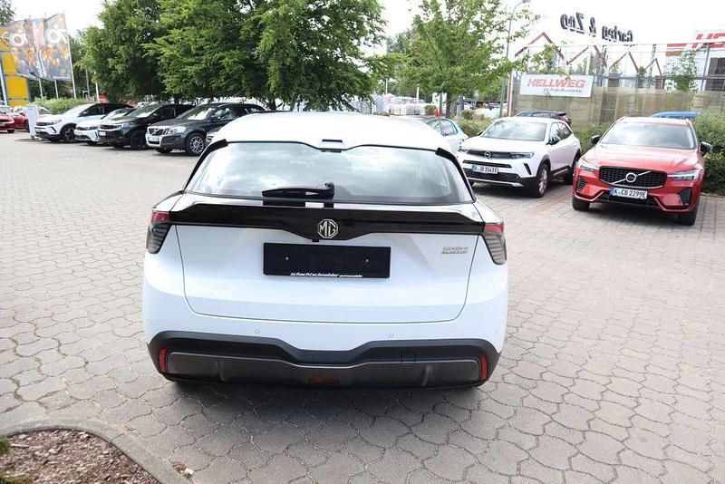 Neu MG MG4 EV 125 kW (170 PS) 2025 Dover white uni Kleinwagen