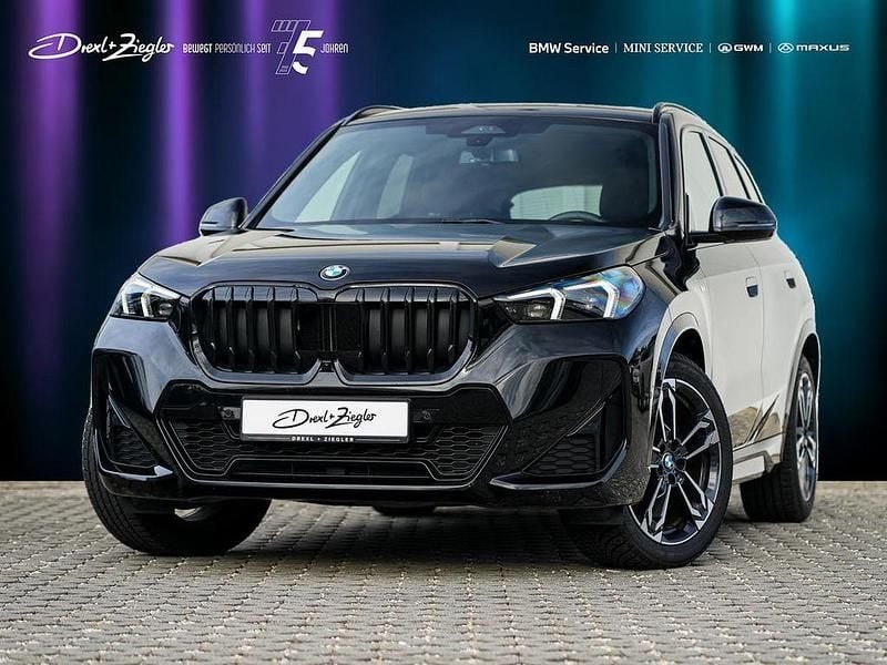 Saphirschwarzmetallic Gebraucht 2025 BMW X1 Luxury Line SUV | 44.999 € (Fairer Preis) - Bild 1/4