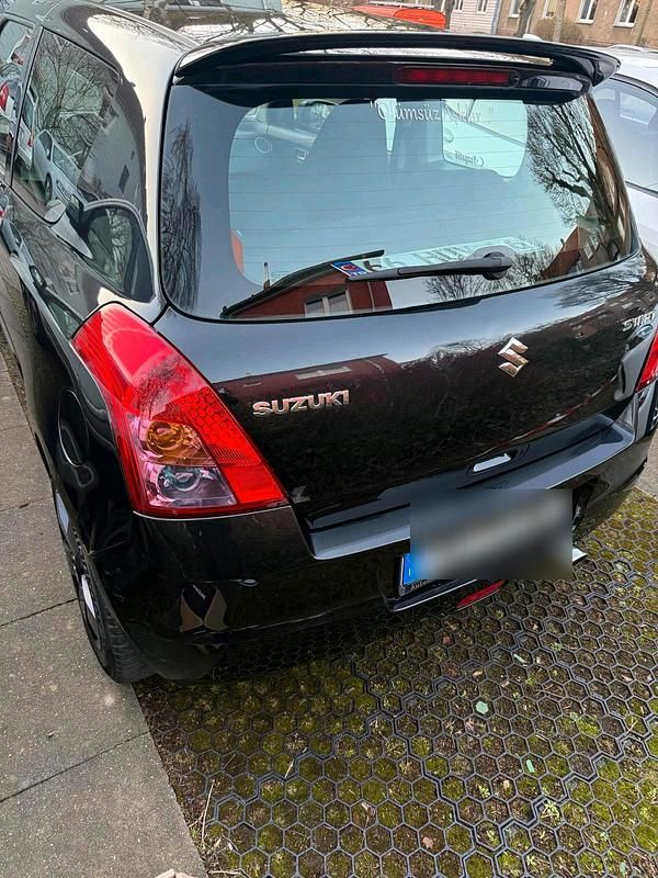 Gebraucht Suzuki Swift 2010 Schwarz Kleinwagen