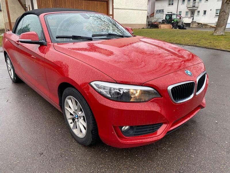 Gebraucht BMW 218 136 PS (100 kW) 2017 Rot Cabrio