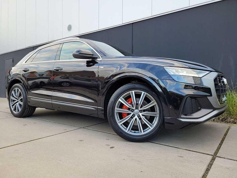 Schwarz Gebraucht 2019 Audi Q8 S-Line SUV | 51.980 € (Fairer Preis) - Bild 1/4
