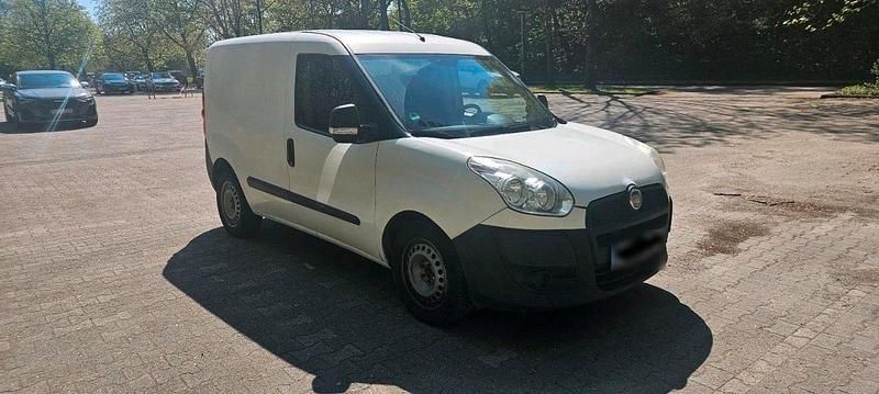 Gebraucht Fiat Doblò 90 PS (66 kW) 2013 Weiß Van / Kleinbus