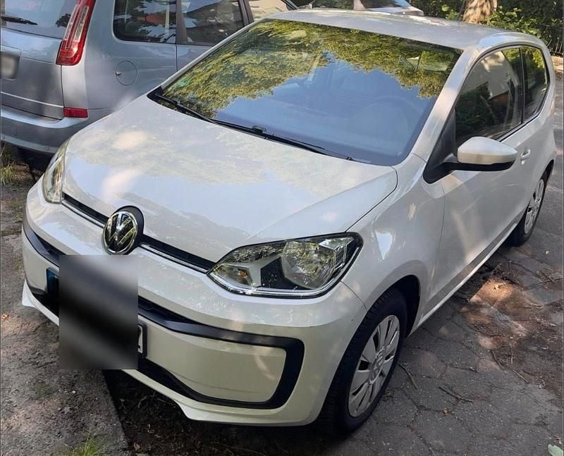 Second-hand VW up! 60 CP (44 kW) 2019 Alb Hatchback