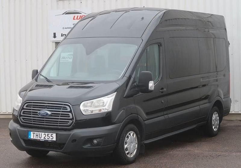 Second-hand Ford Transit 131 CP (96 kW) 2018 Negru Break