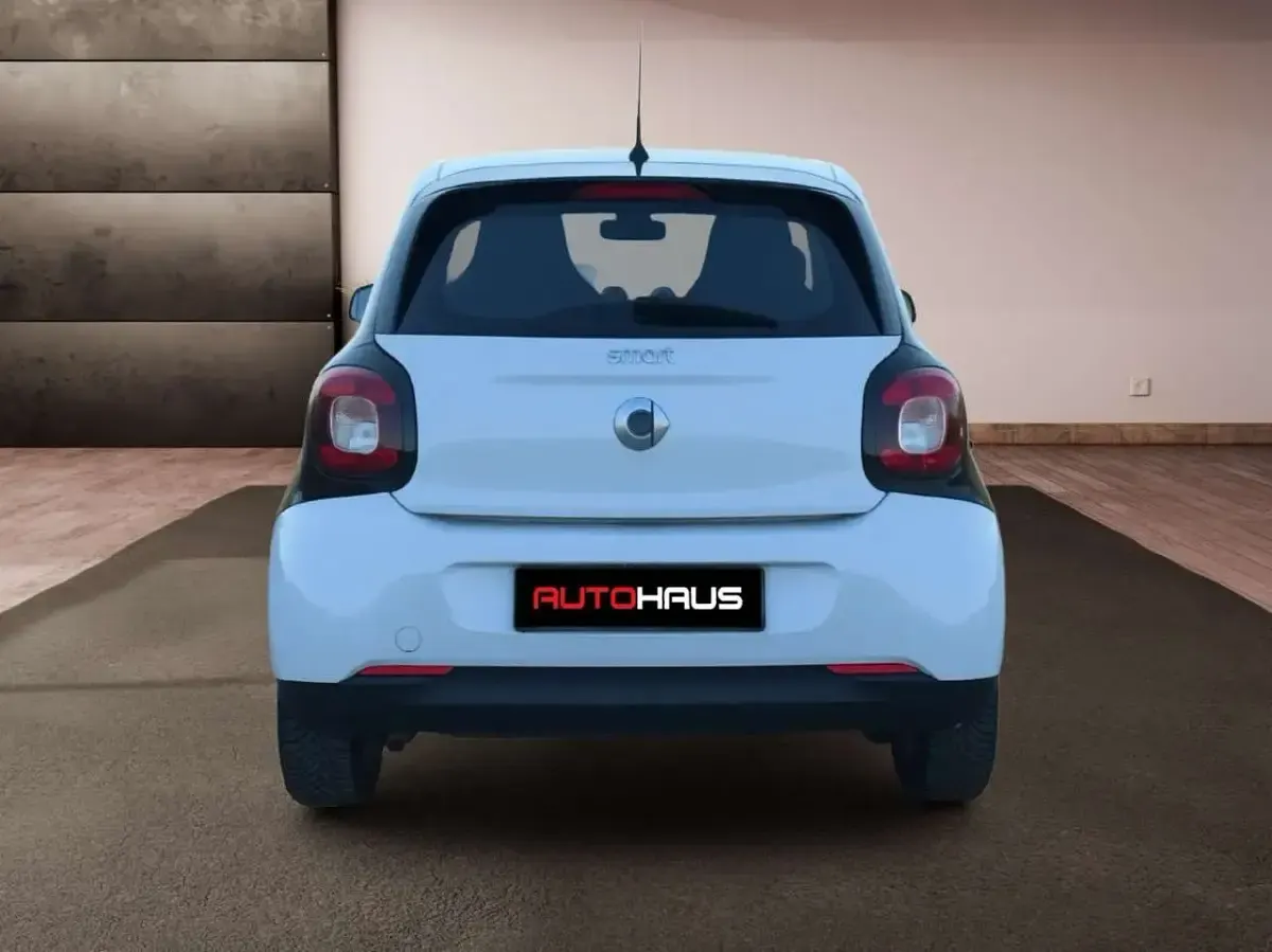 Occasion Smart ForFour Basis 71 PK (52 kW) 2016 Wit Hatchback