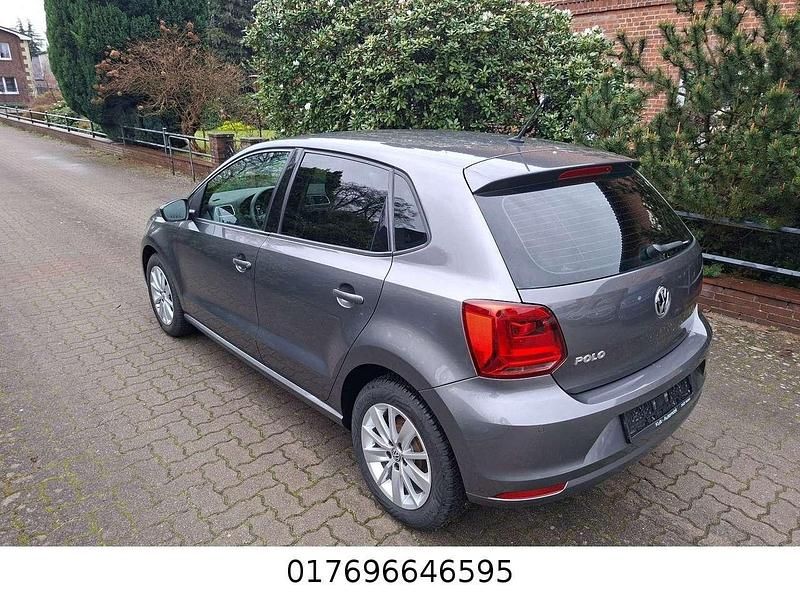 Gebraucht VW Polo Comfortline 75 PS (55 kW) 2014 Grau Kleinwagen