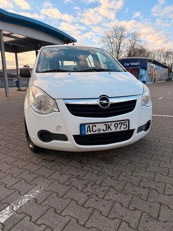 Gebraucht Opel Agila 68 PS (50 kW) 2010 Weiß Kleinwagen