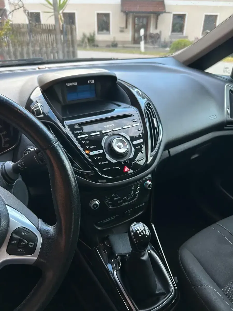 Używany Ford B-MAX 101 KM (74 kW) 2012 Minivan