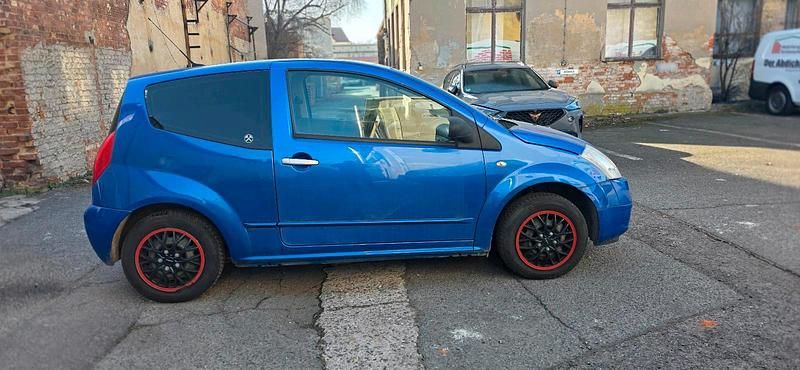 Gebraucht Citroën C2 60 PS (44 kW) 2007 Blau Kleinwagen