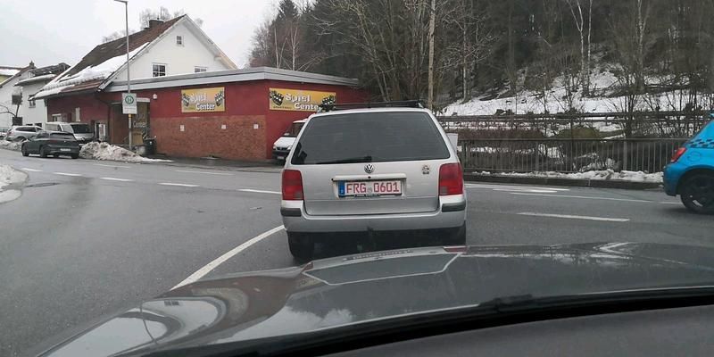 Gebraucht VW Passat 150 PS (110 kW) 1998 Silber Kombi