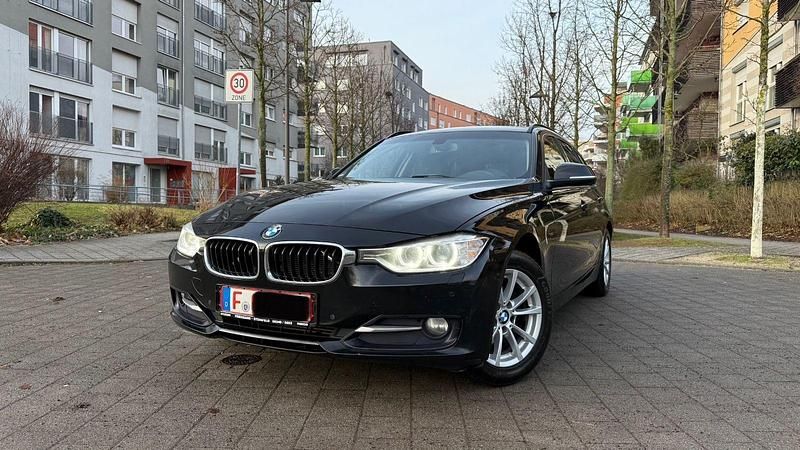 Gebraucht BMW 316 Sport Line 116 PS (85 kW) 2014 Schwarz Kombi