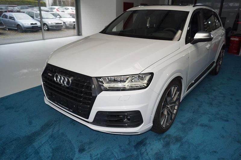 Weiß Gebraucht 2018 Audi SQ7 Sport SUV | 46.999 € (Teuer) - Bild 1/3